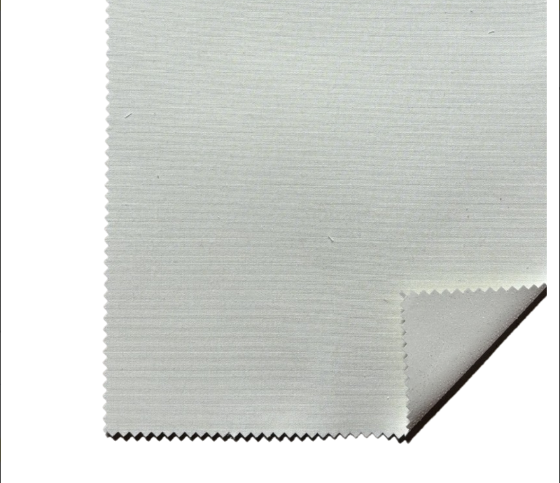 7630 Cream 180cm Blackout Roller Blind Fusible