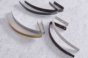 Arc Holdback Gunmetal